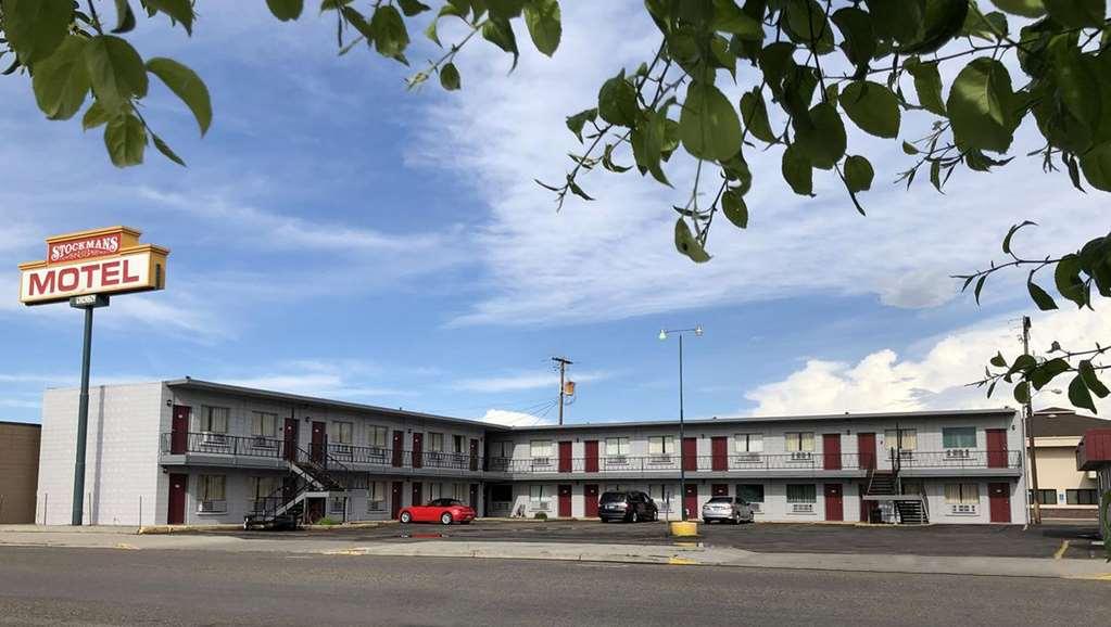 Budget Inn Ontario Kültér fotó