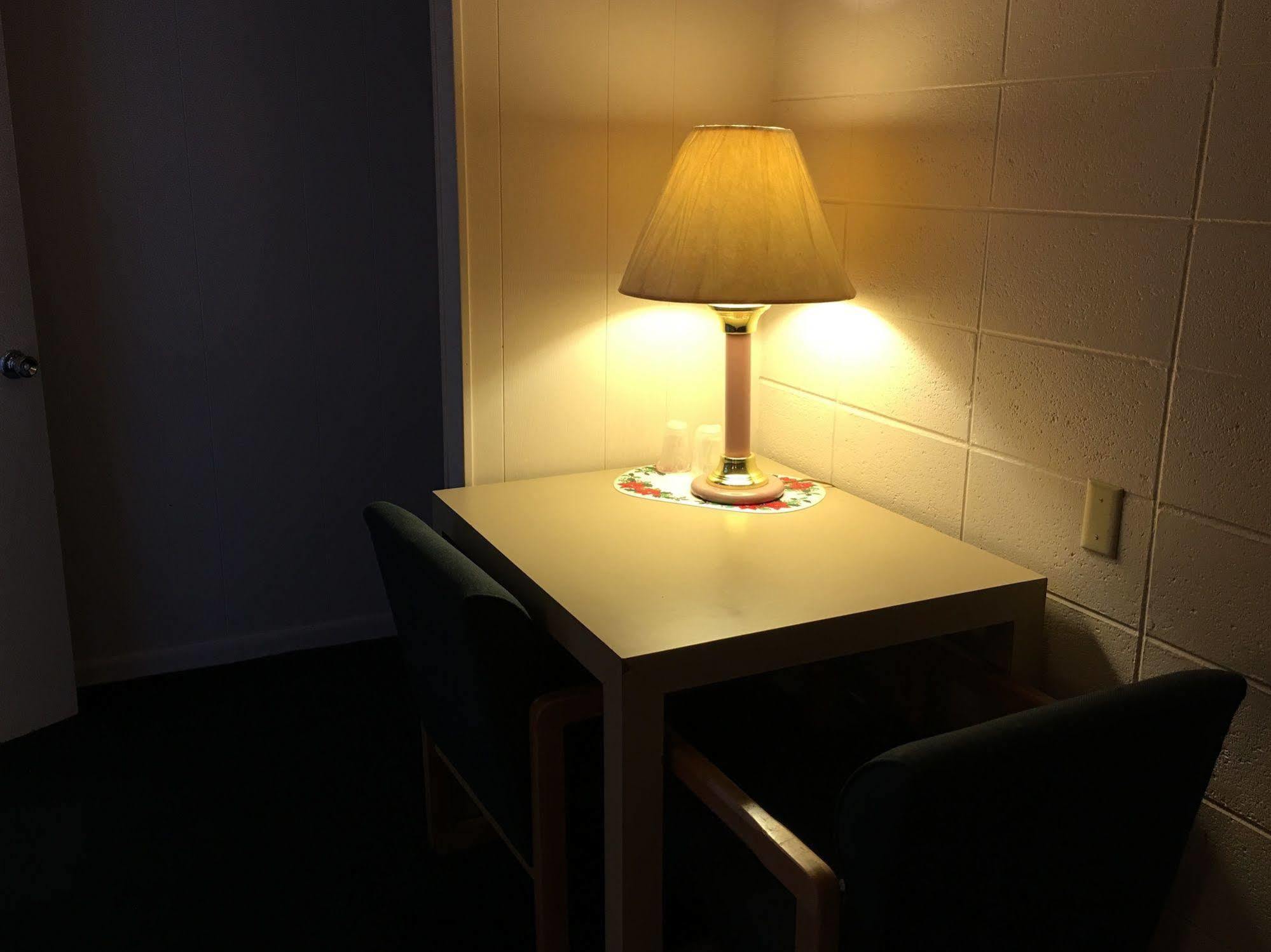 Budget Inn Ontario Kültér fotó